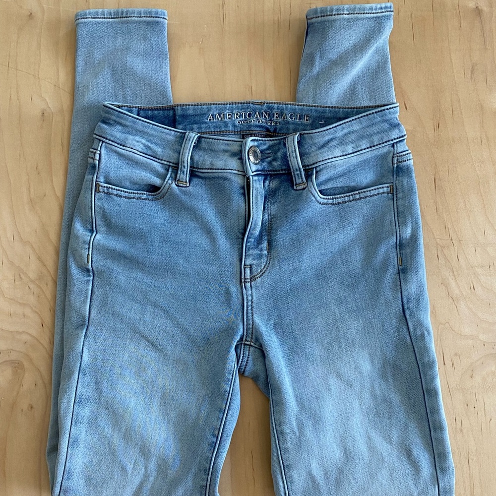 American Eagle Hi-Rise Jegging